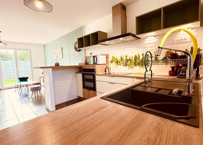 Casa de Férias 10min De La Maison 6 Personnes Avec Climatisation Jardin *