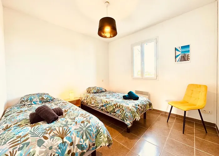 10min De La Maison 6 Personnes Avec Climatisation Jardin Casa de Férias *