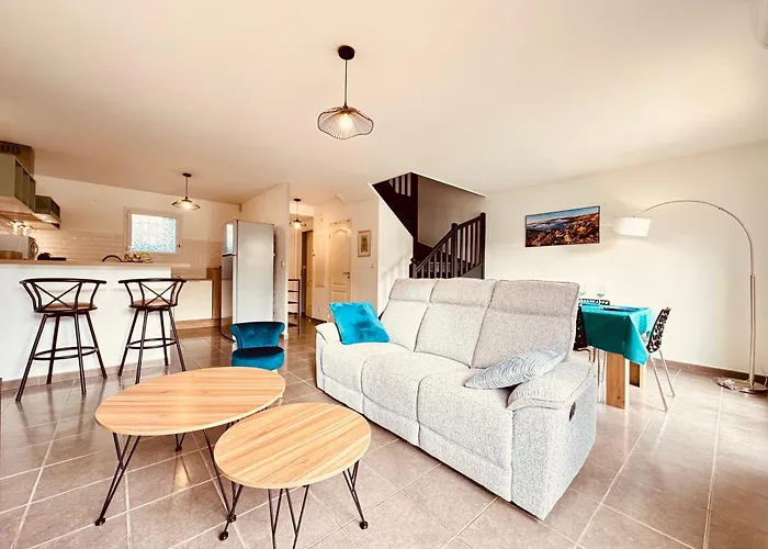 Casa de Férias 10min De La Maison 6 Personnes Avec Climatisation Jardin